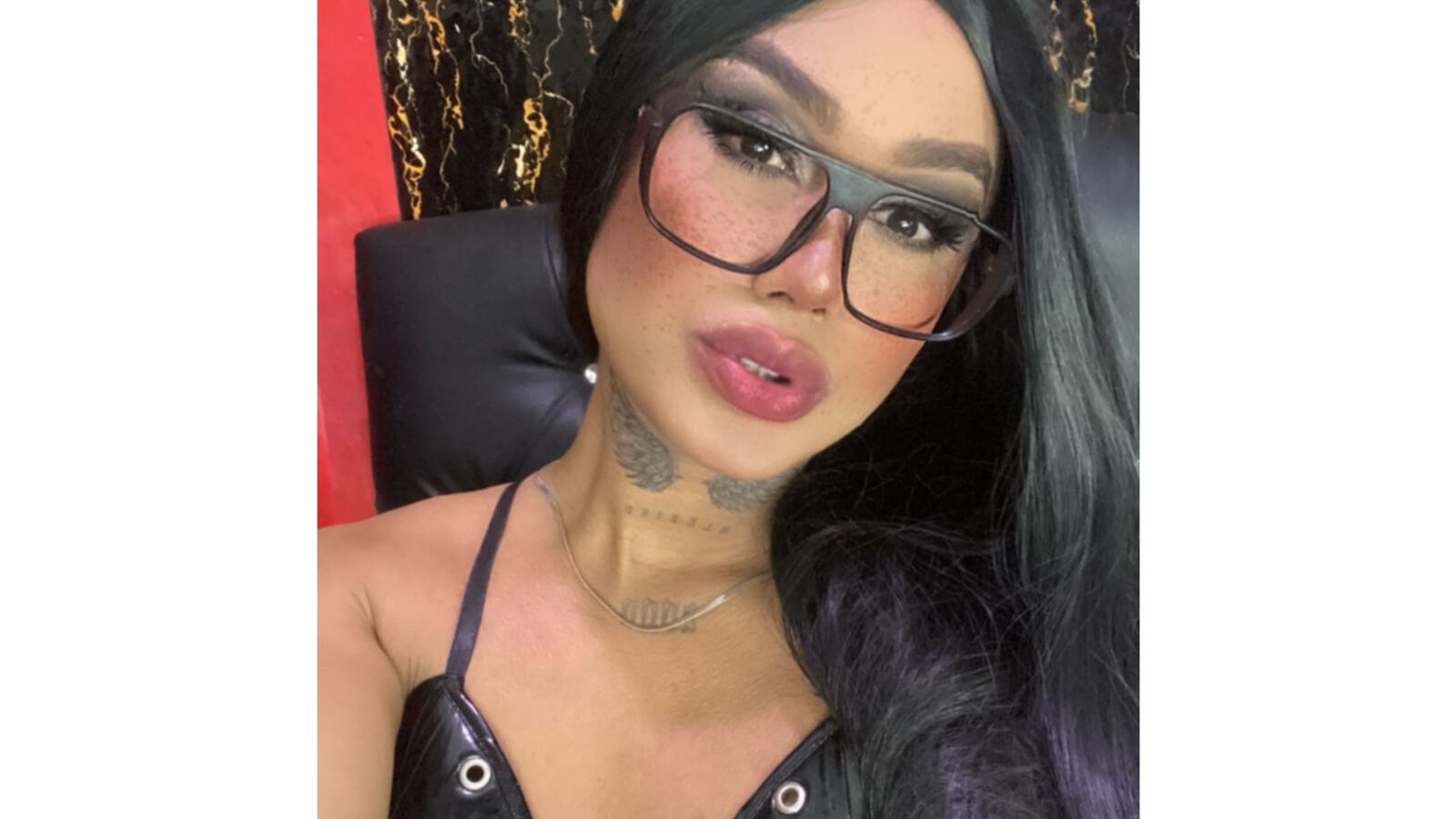 DanikaSaenz erotic portrait