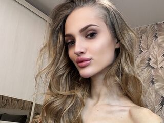 MonikaKlar Blonde live cam girls