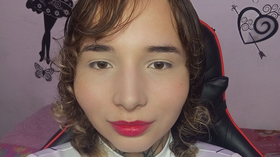 KaterineCarmila live cam model