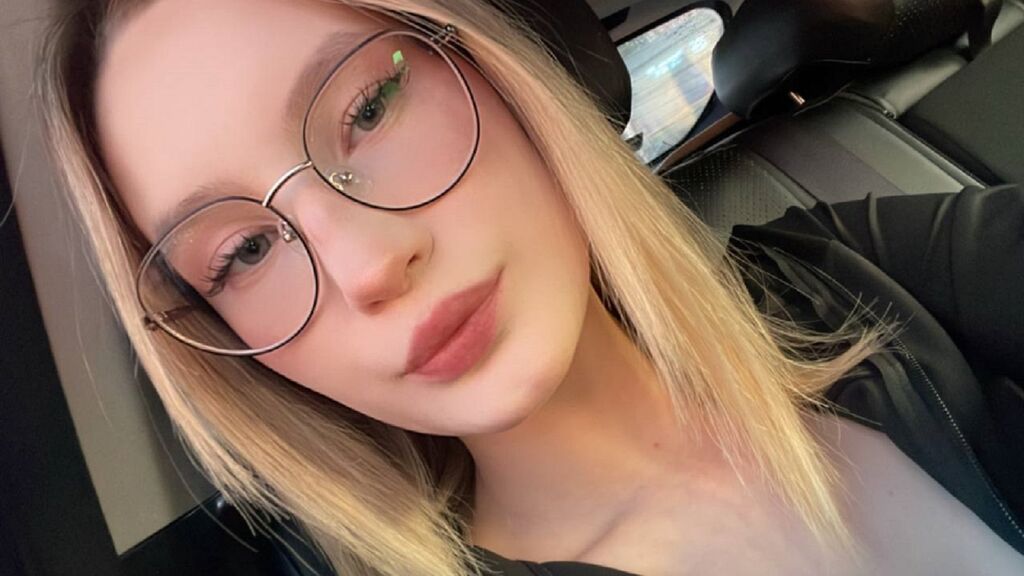 SharleenRump's profile from Jasmin at GirlsOfJasmin'