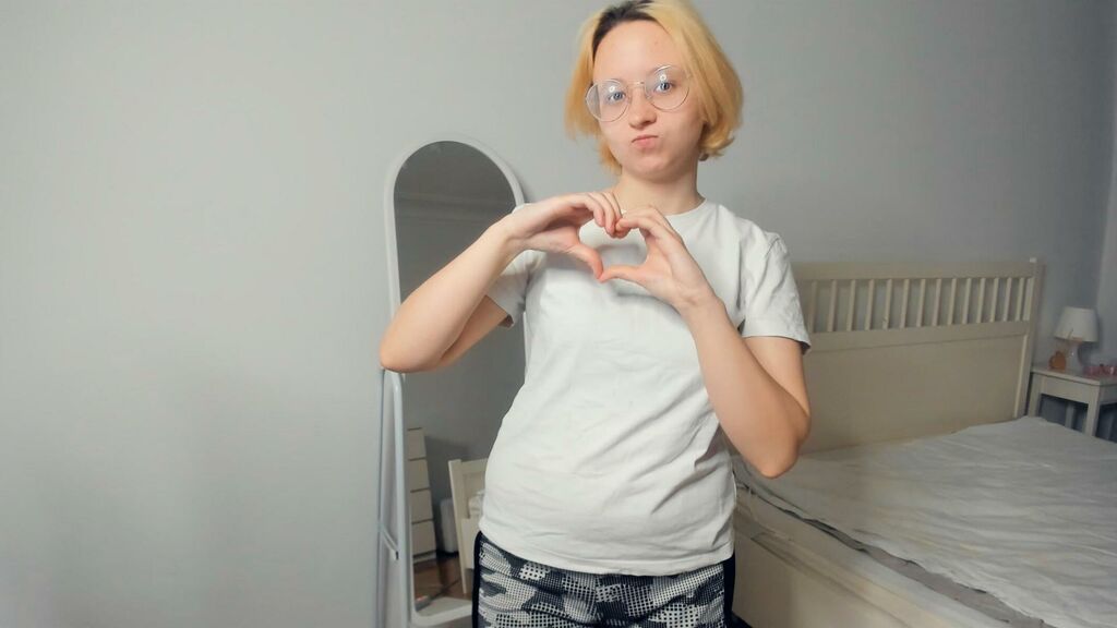 PetulaEcton online cam on GirlsOfJasmin