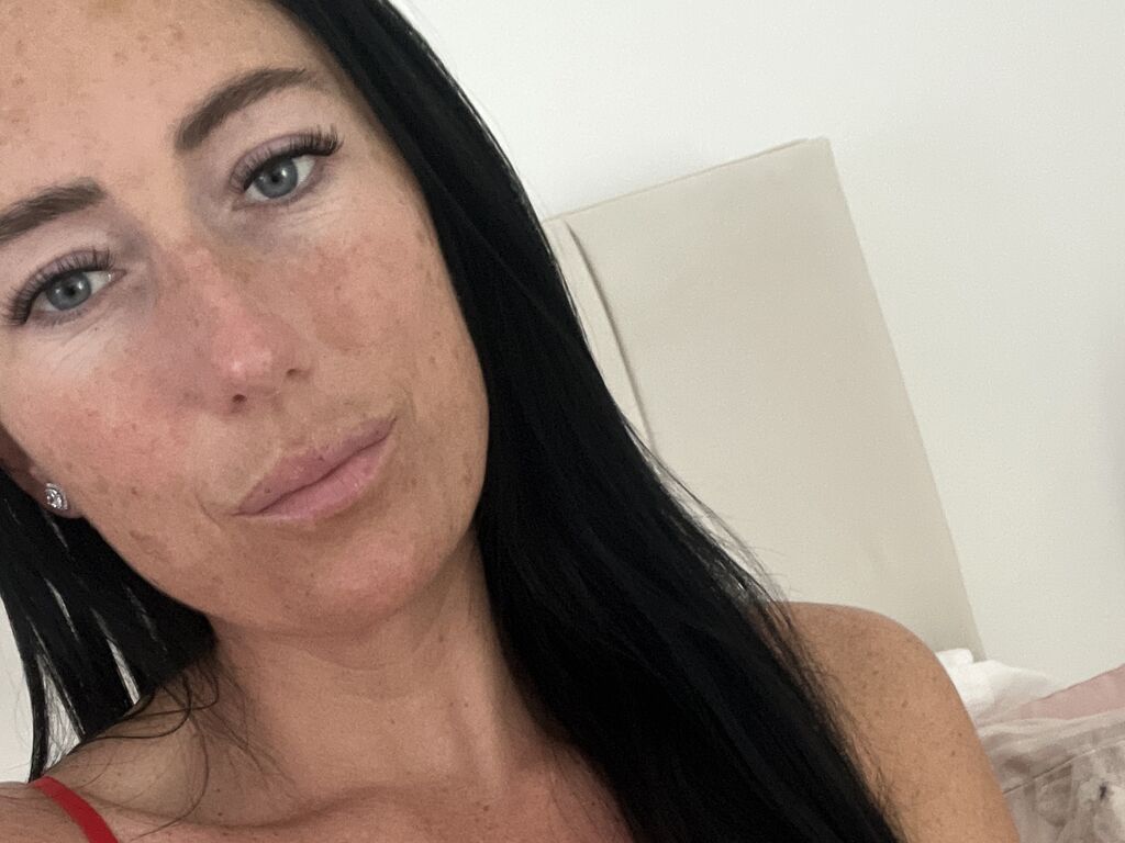 OliviaaRosee LiveJasmin model