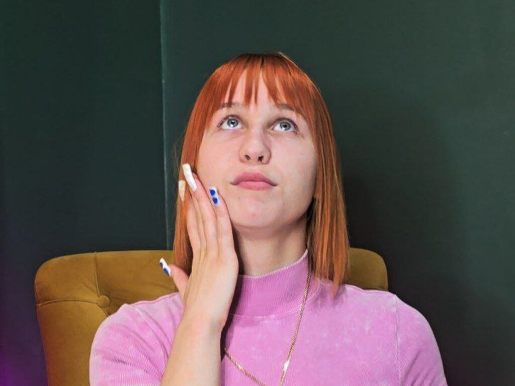RoyAngela Nackt