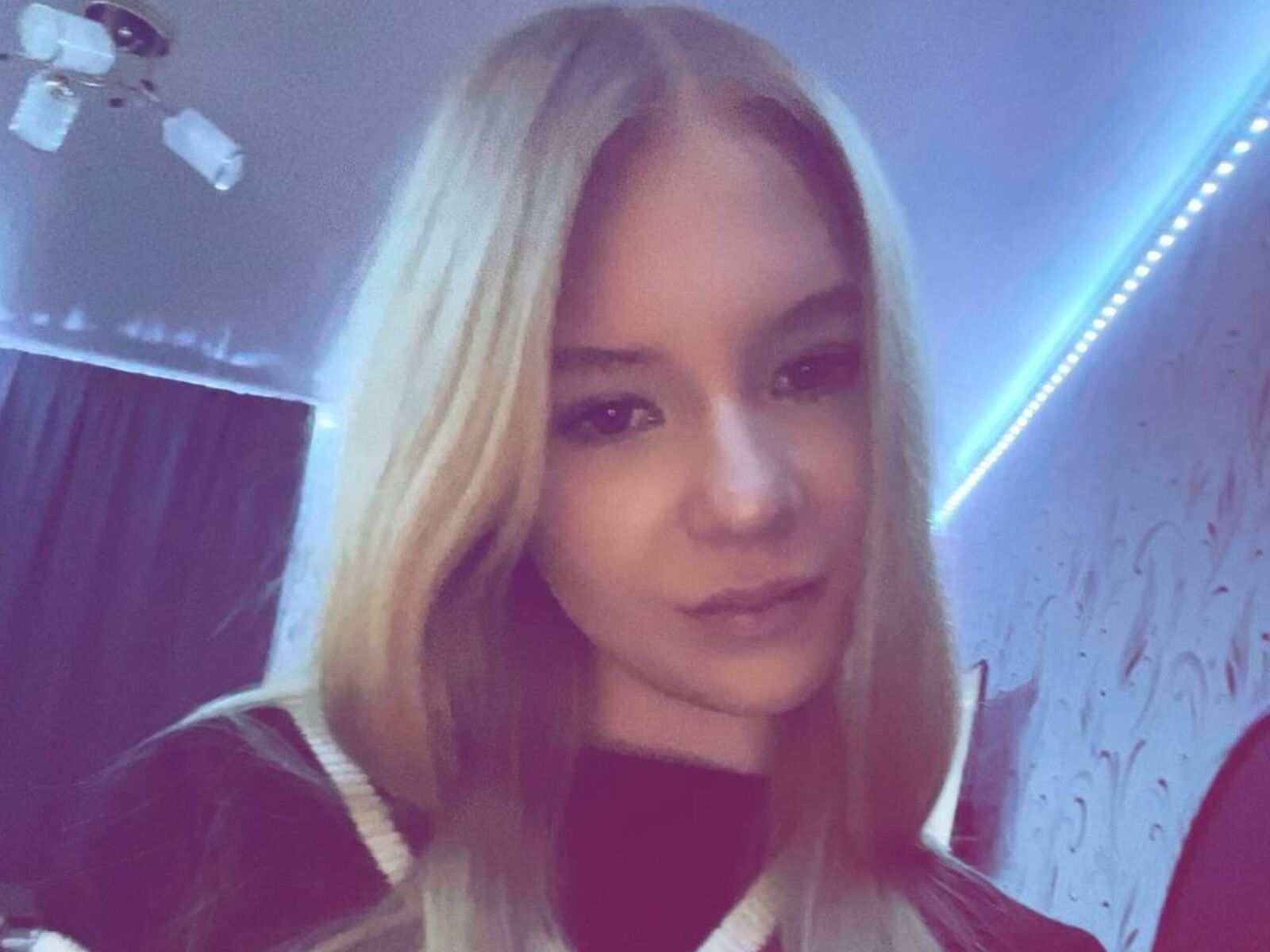 Live cam for ChristalCalk