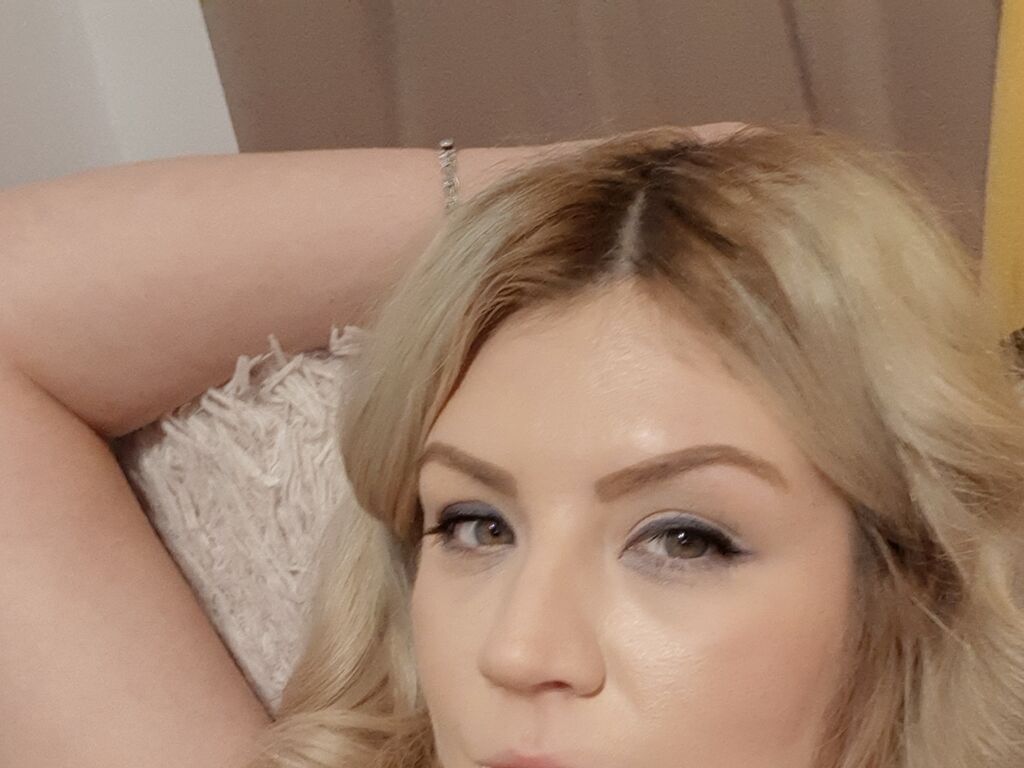 EviCrulls Nude