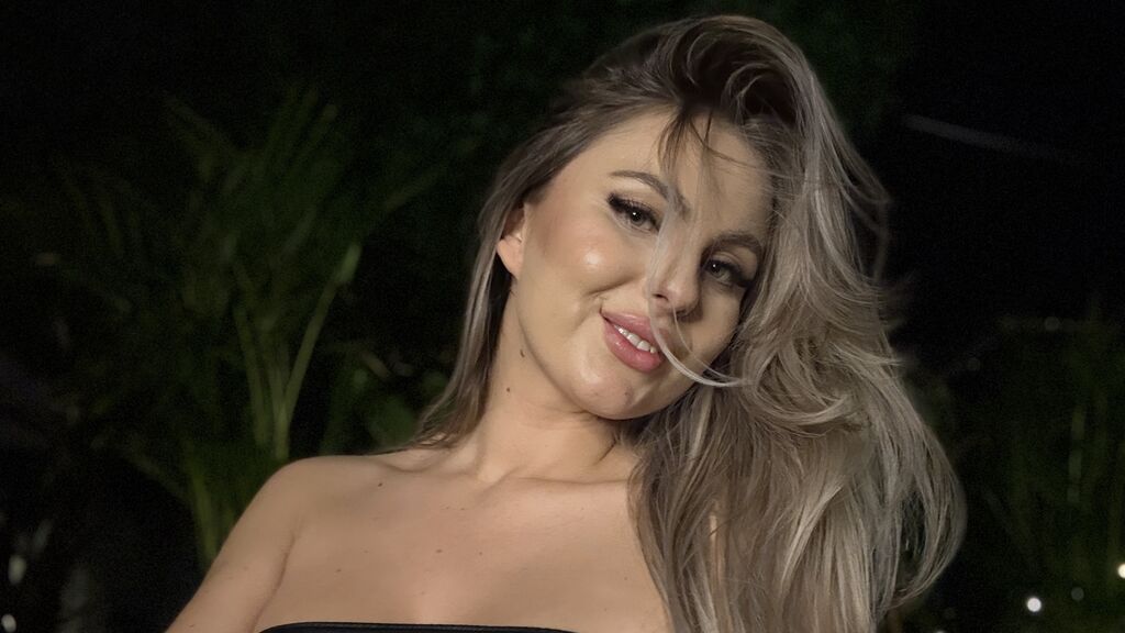 Nicole cover