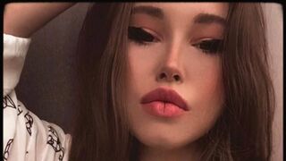 Free Nude TatianaiVibe