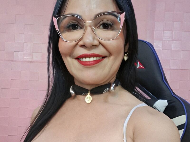 AranzaJones