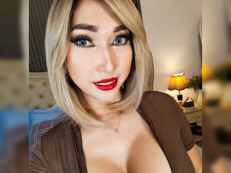 Chat with Meganwils