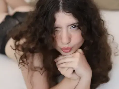 Chat with AnnaBlaze