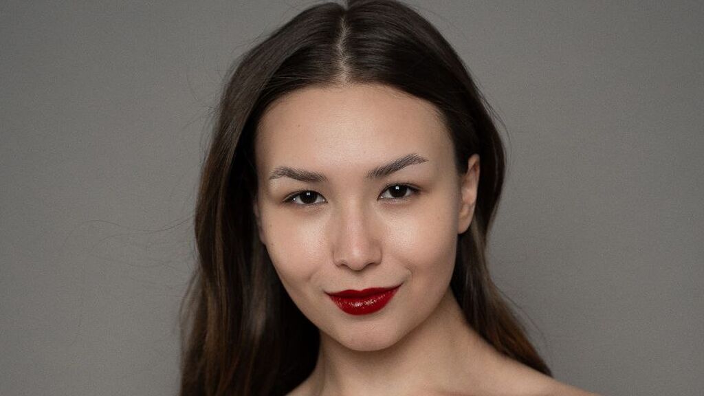 AuroraReym's profile from Jasmin at GirlsOfJasmin'