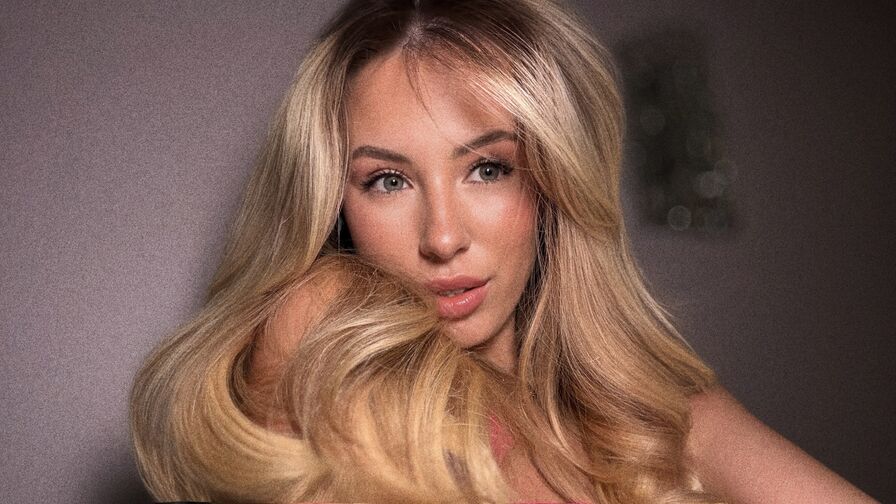 LeylaBlanc — GODDESS — MistressWorld Live Model