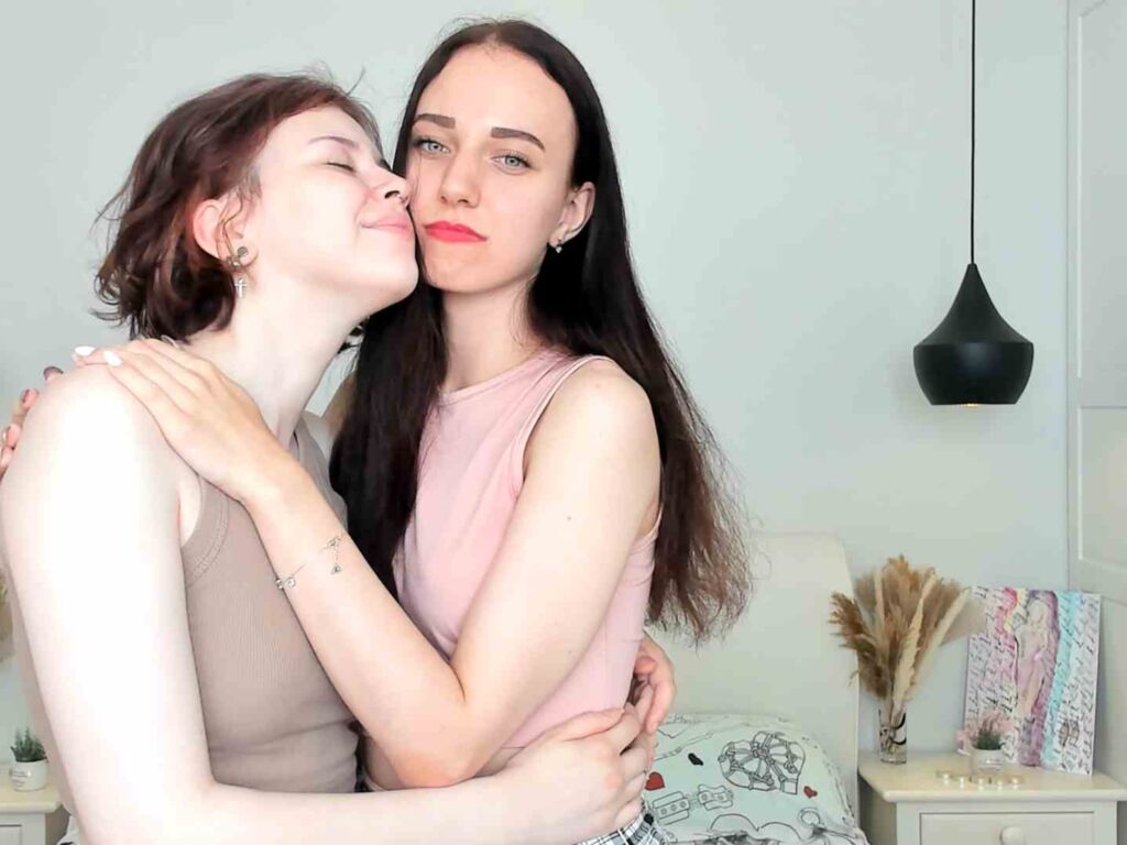 prudenceandanna from livejasmin