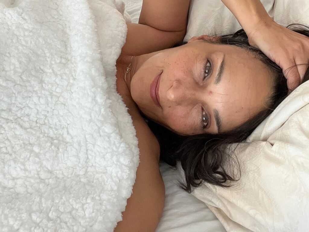 MichaelaBelle's live cam