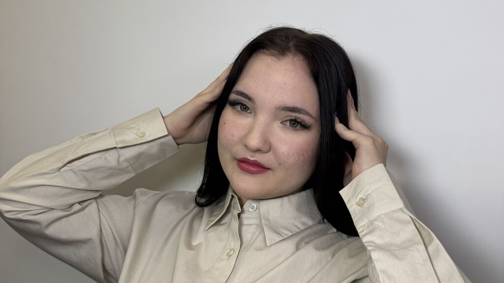 MathildeLijewski's profile from Jasmin at GirlsOfJasmin'