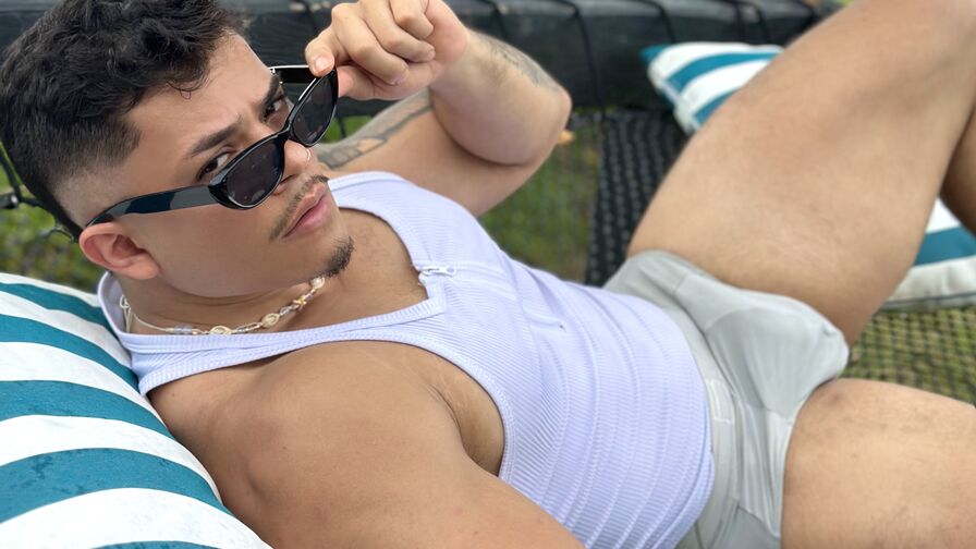 CamiloBlack's Premium Pictures and Videos