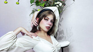 Free Nude TinaMoore