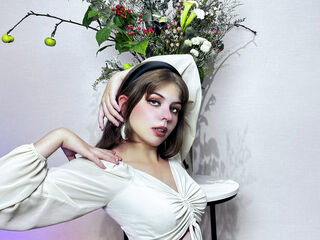 live cam show TinaMoore