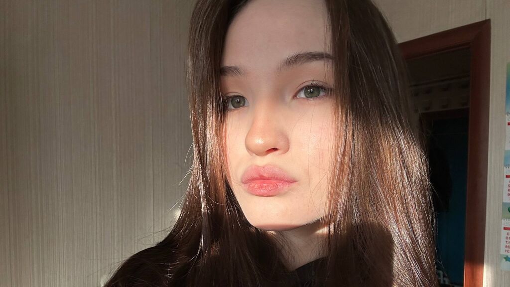 Watch LauriRendleman from LiveJasmin on GirlsOfJasmin