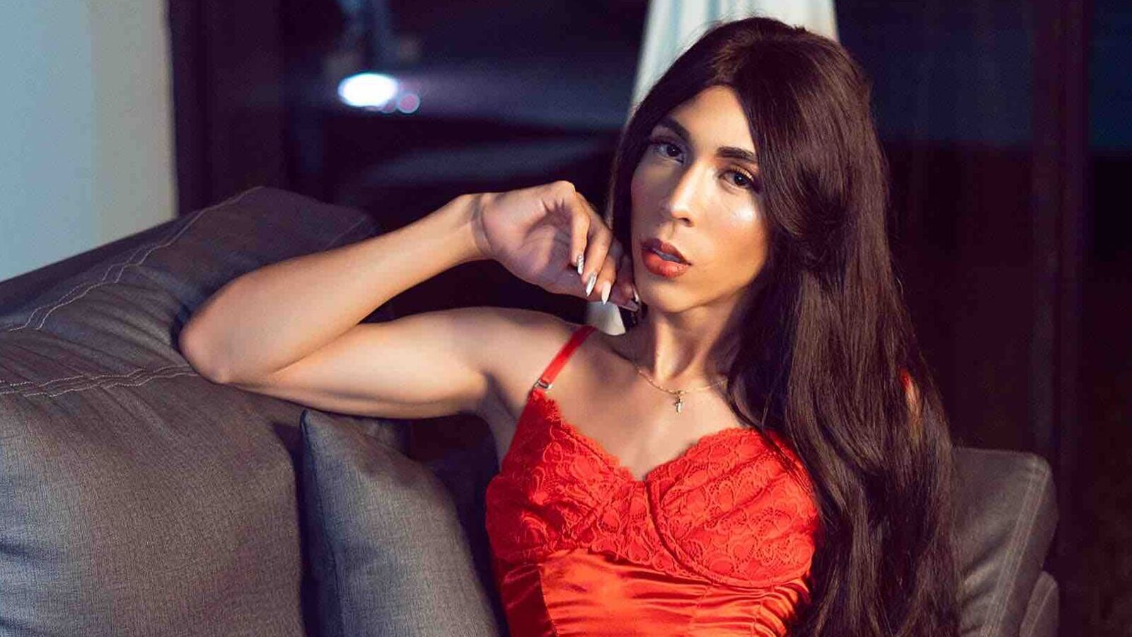 ShaynaRosc erotic portrait