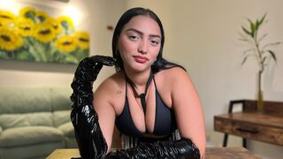 Free Nude RoxaneVega
