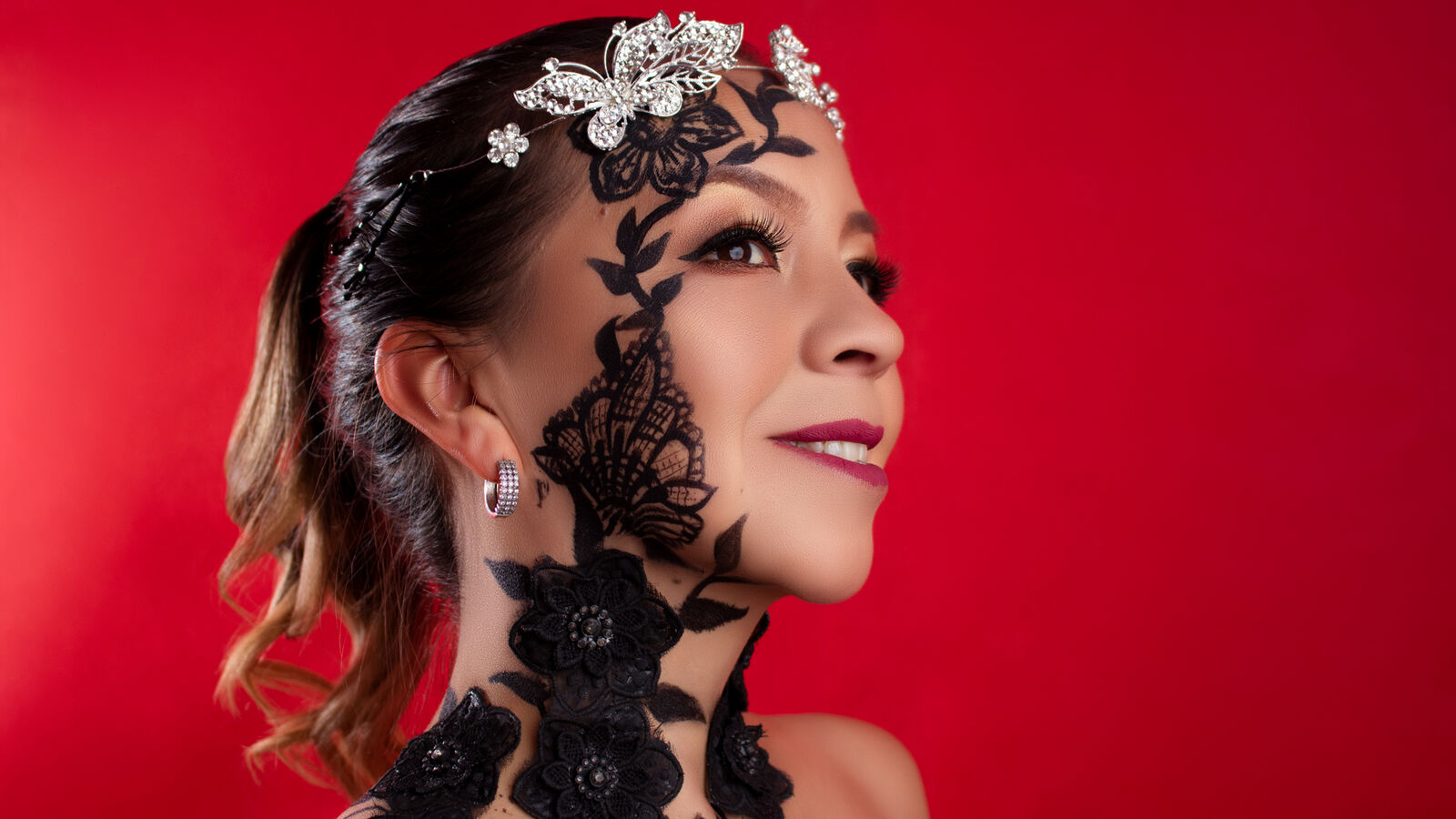 LiaDumonth erotic portrait