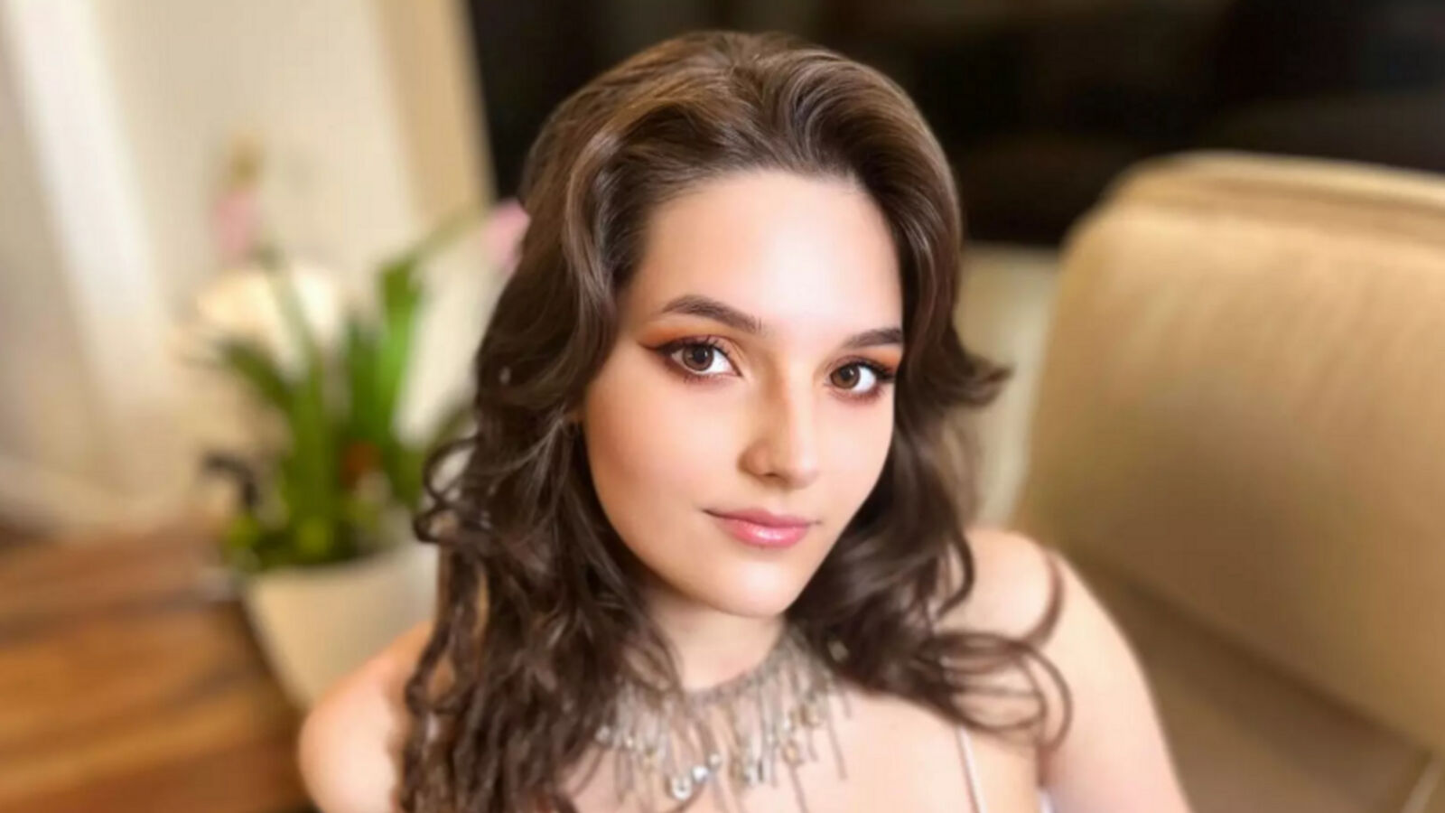 VictoriaVince erotic portrait
