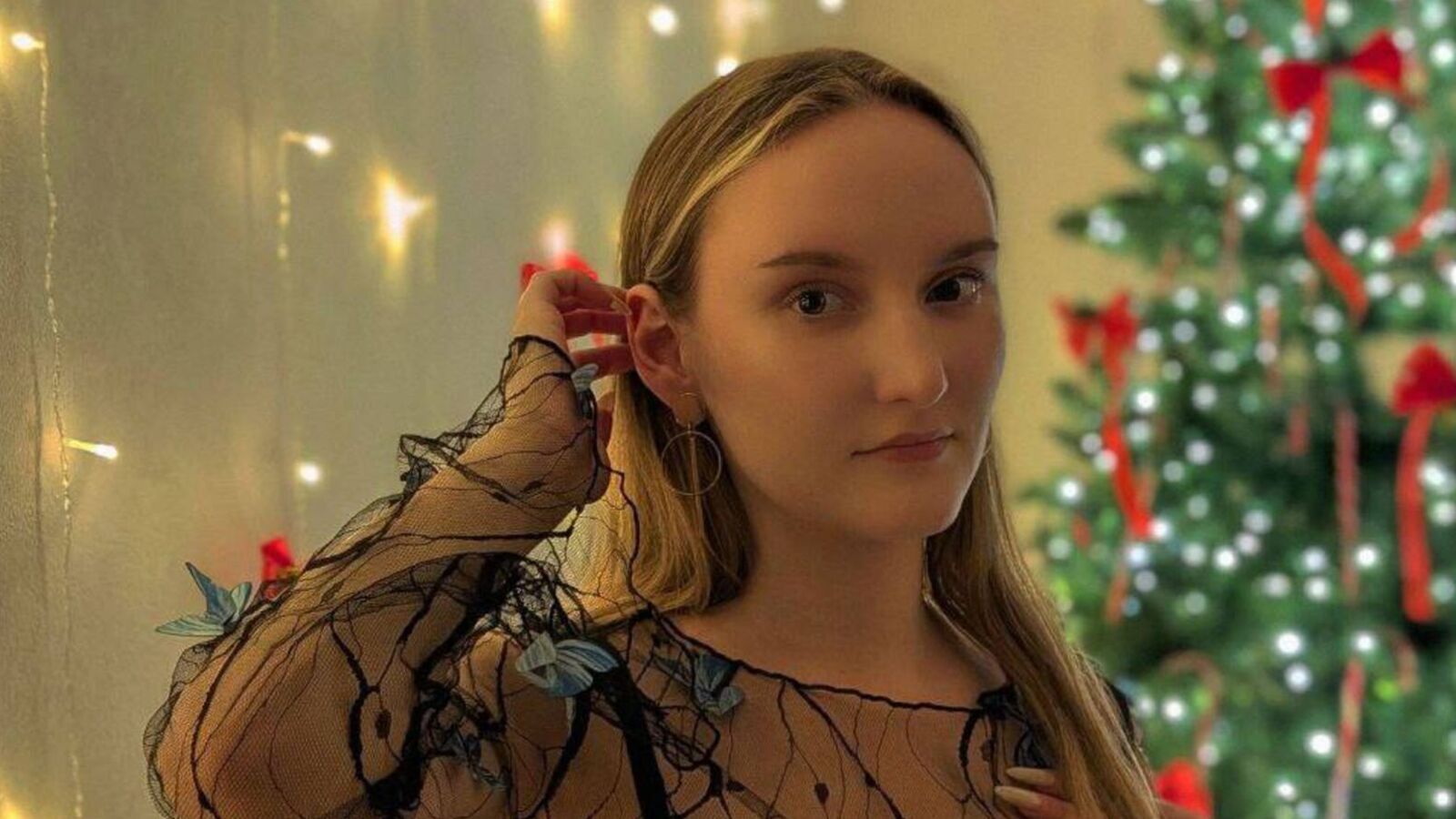 SummerEllie glamour portrait