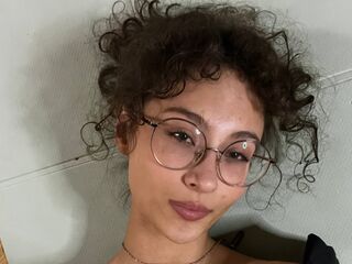 VIVO.webcam ToshikoSackos (18) girl with normal breasts