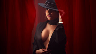 Free Nude EvaCarusso