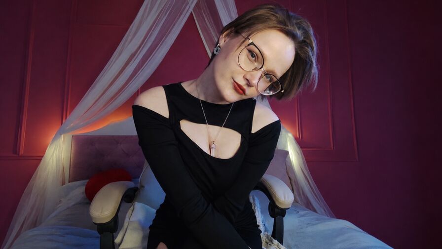 Join TammyMay’s Live Webcam Show