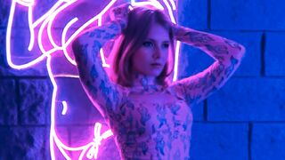 Free Nude LolaAsmus
