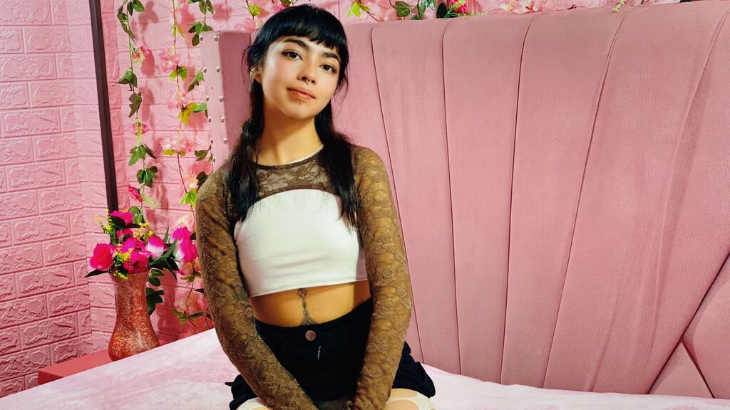 IvyLunna Live Chat on LiveJasmin