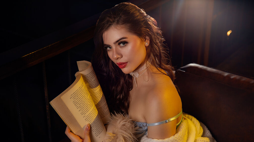 RachelRouge cover
