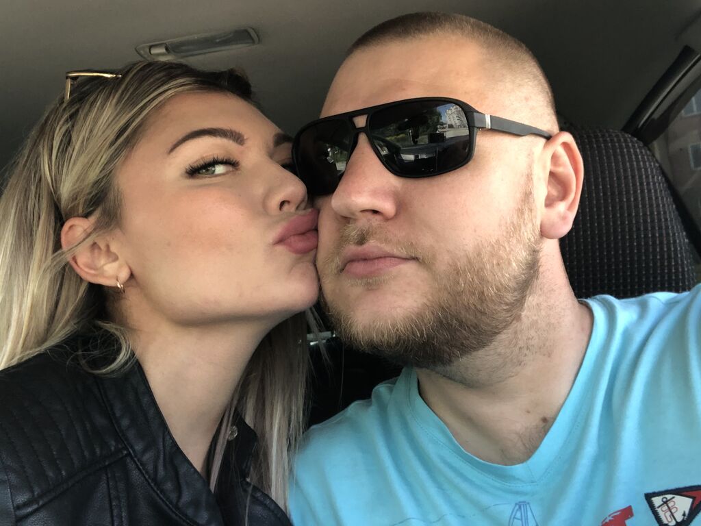 LindyAndAndy Nude