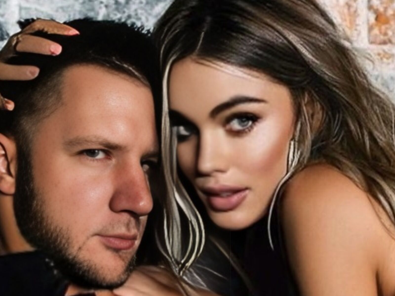 Live cam for LindyAndAndy