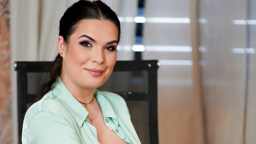 Watch VanessaReiten live on E-Chat