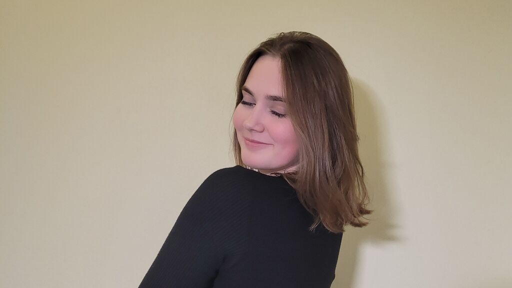 DarlineCrago online cam on GirlsOfJasmin