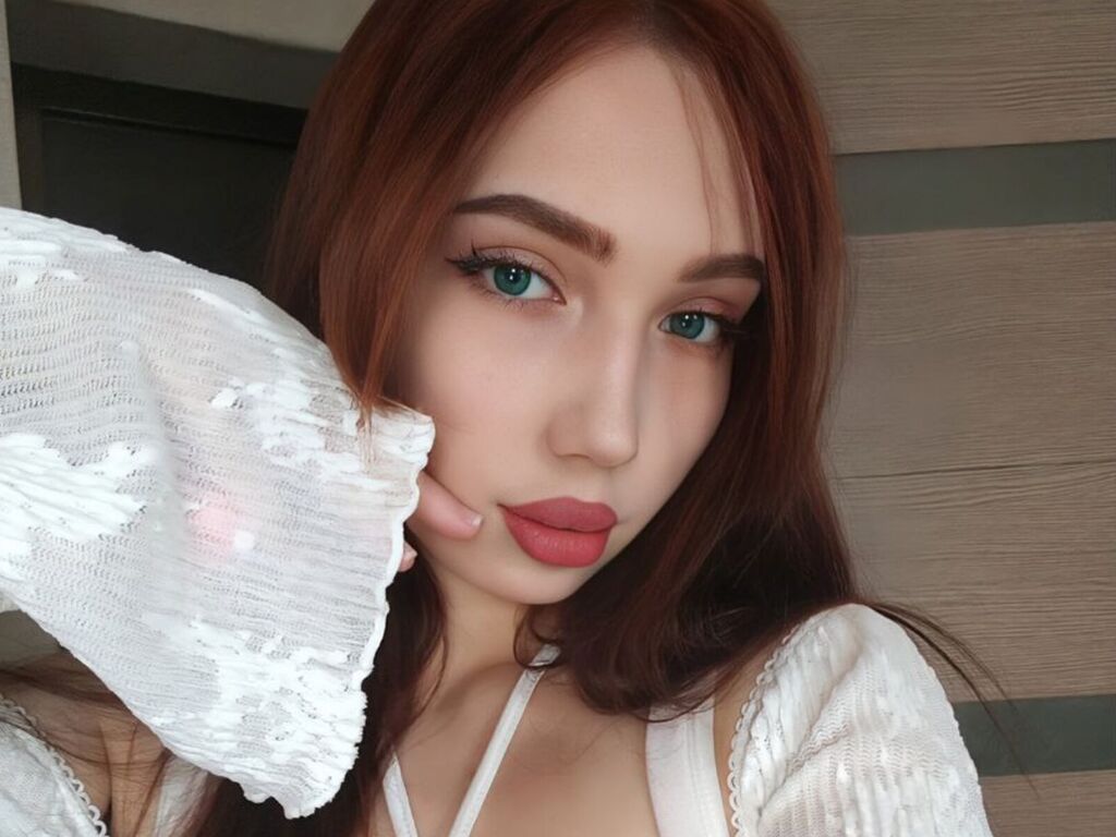 OdelinaClutter Nackt