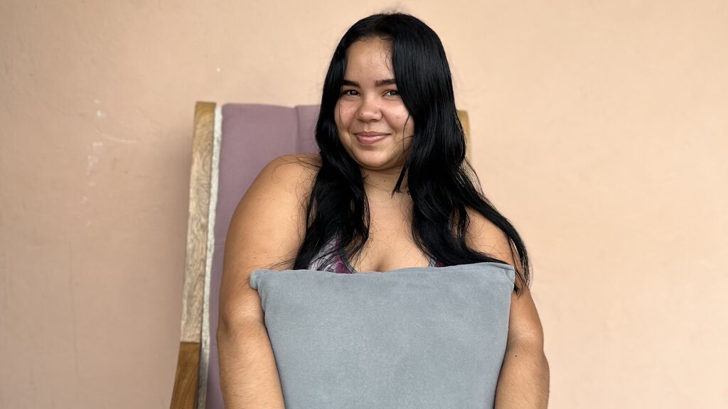 KiaraSpierce's profile from Jasmin at GirlsOfJasmin'