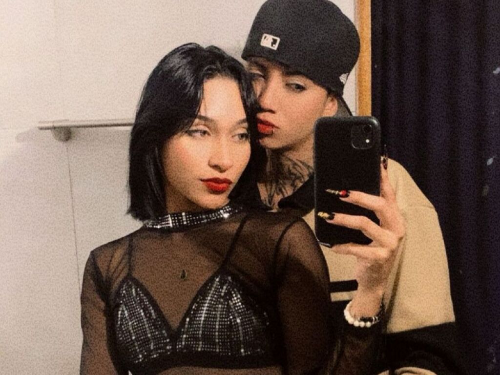 TrixiAndSuki Nackt
