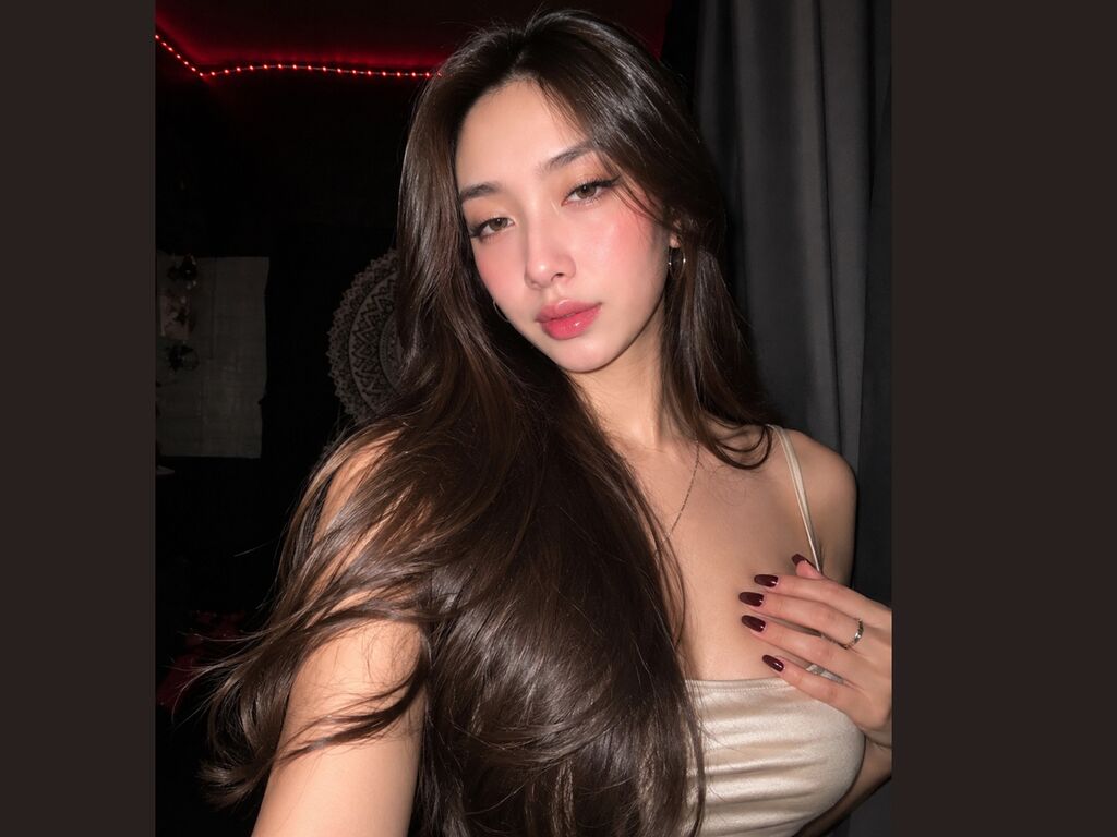 AstridAmurri adult webcam profile picture
