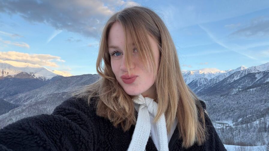 MarianMuur Porn Profile