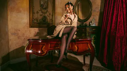 AlesiaBrice's chat room