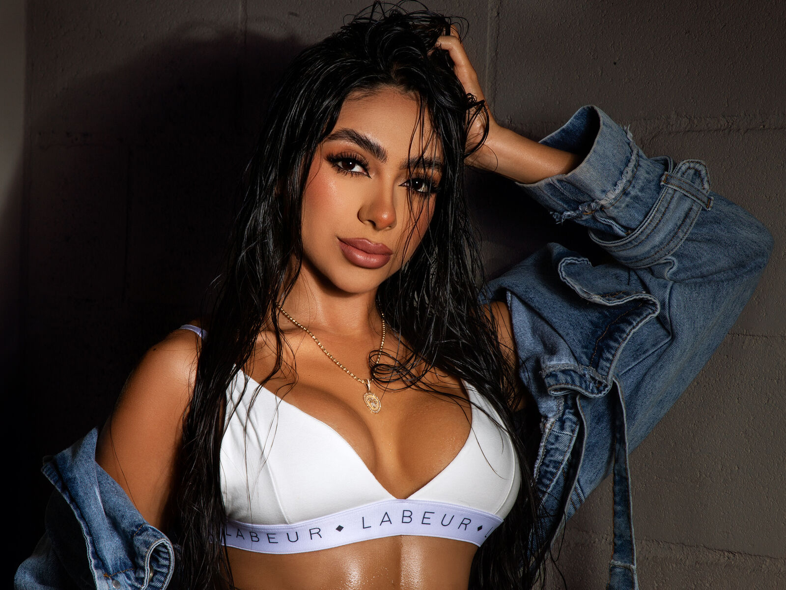 Live cam for CristalMatthews