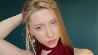 CarylonBenzer Live Webcam on LiveJasmin