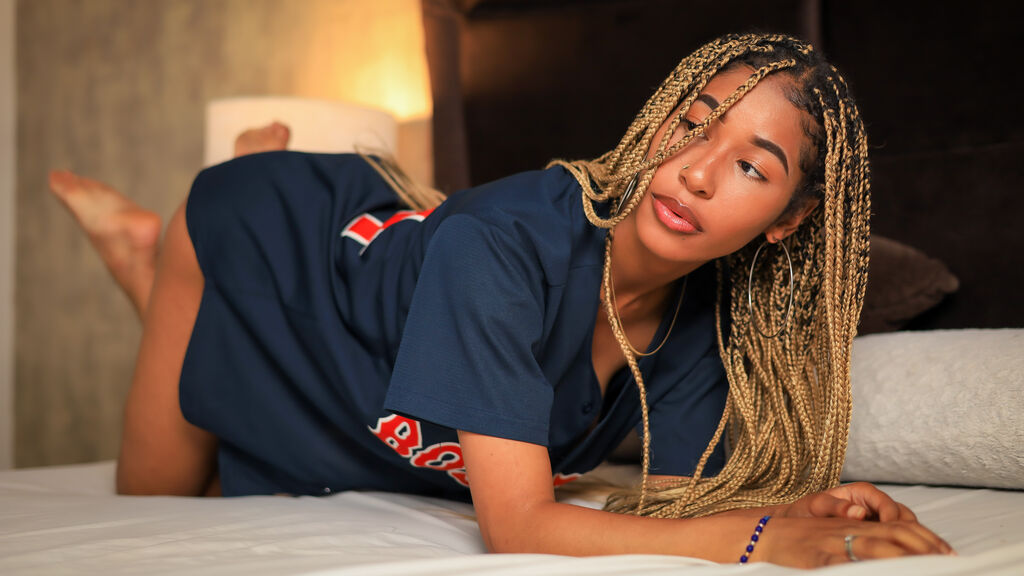 BellaRosse's profile from Jasmin at GirlsOfJasmin'