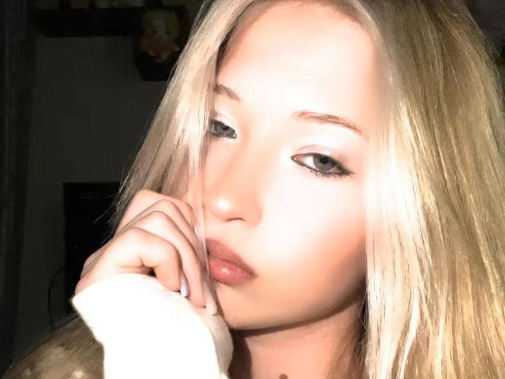 AnjanetteGalpin free chat webcam girl