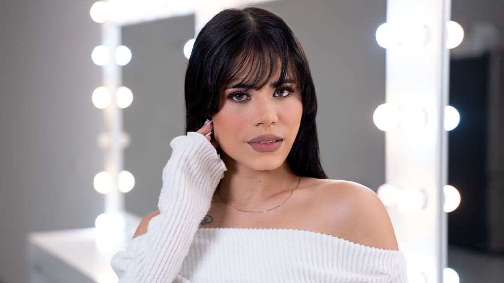 AleskaMaldonado cover