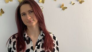 Kostenlos Nackt LouraHenigan